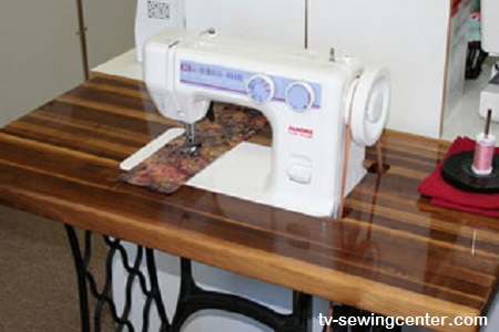 Janome-712T-Sewing-Machine-Table-3-sm