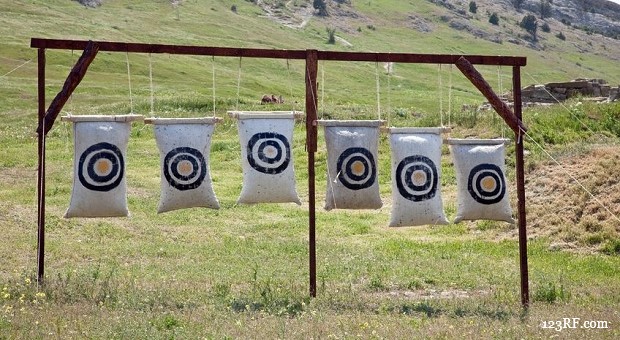 Survival Defense How To Build Targets For Shooting Drills Survivopedia - Diy Shooting Range Targets