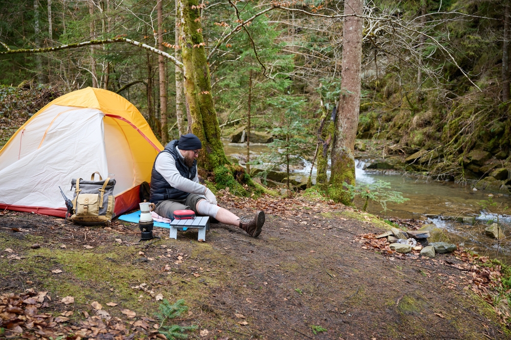 Building a Field Medic Kit Without Pharmaceuticals – Survivopedia