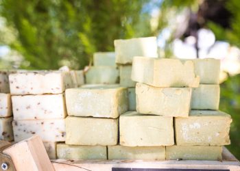 How to Make Lye Soap the Amish Way: A Complete Step-by-Step Guide