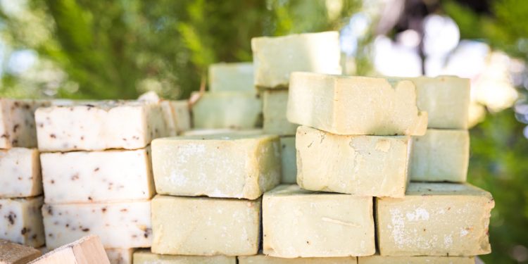 How to Make Lye Soap the Amish Way: A Complete Step-by-Step Guide