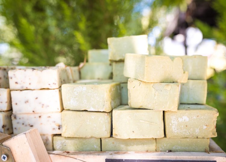How to Make Lye Soap the Amish Way: A Complete Step-by-Step Guide